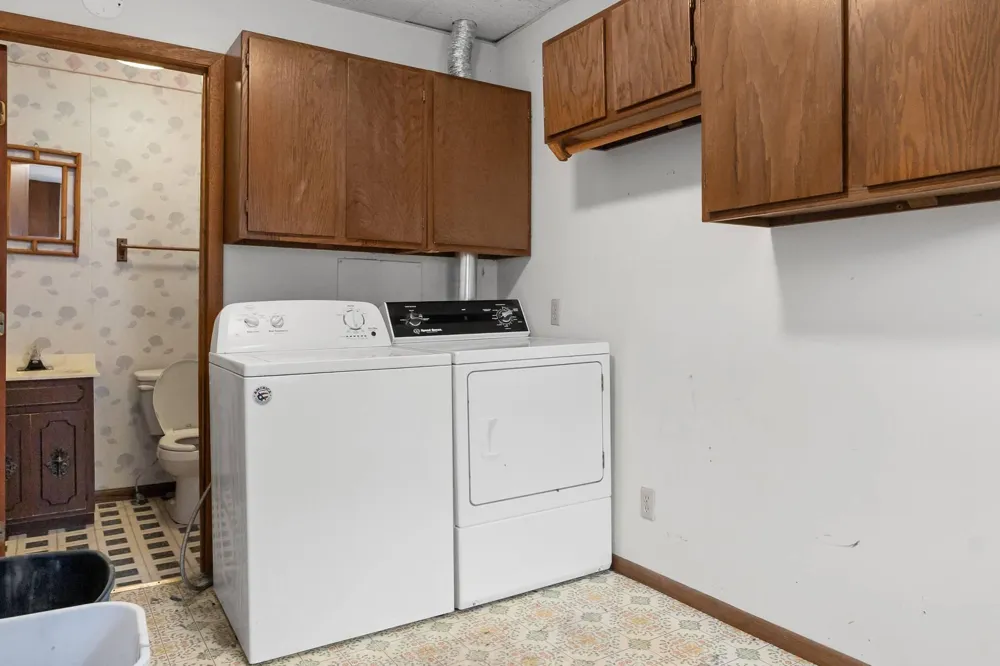 53 1st Avenue NW Mayville, ND 58257