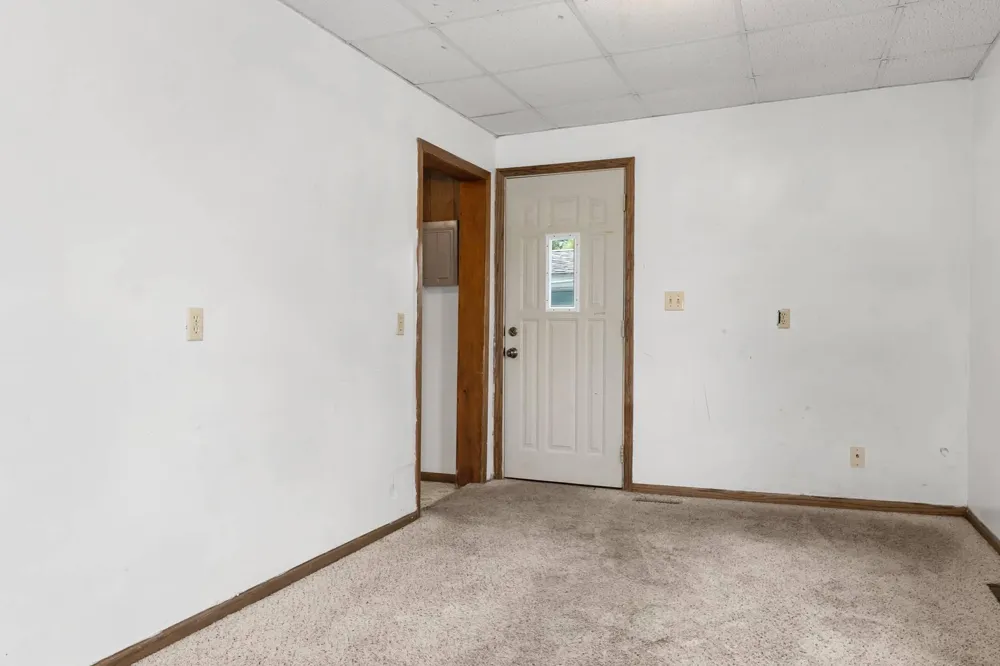 53 1st Avenue NW Mayville, ND 58257