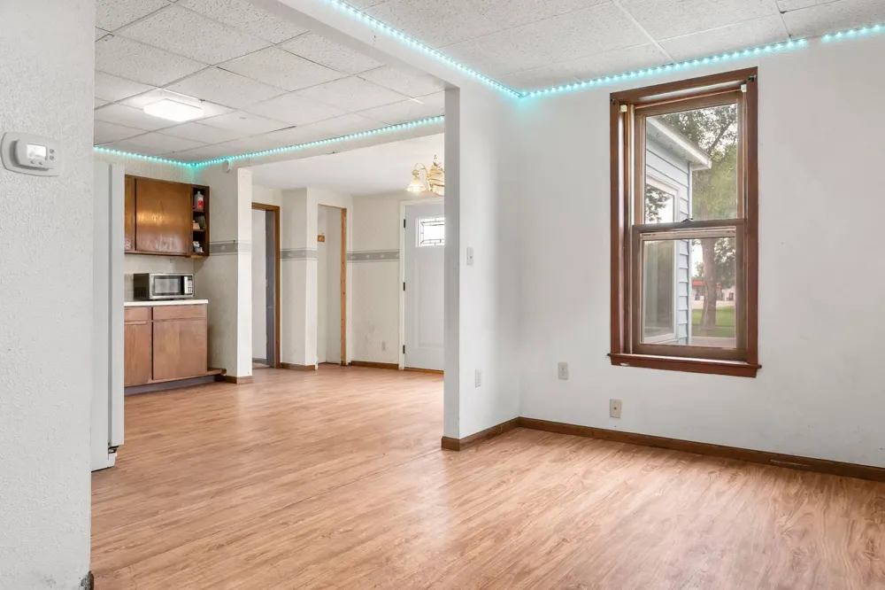 53 1st Avenue NW Mayville, ND 58257