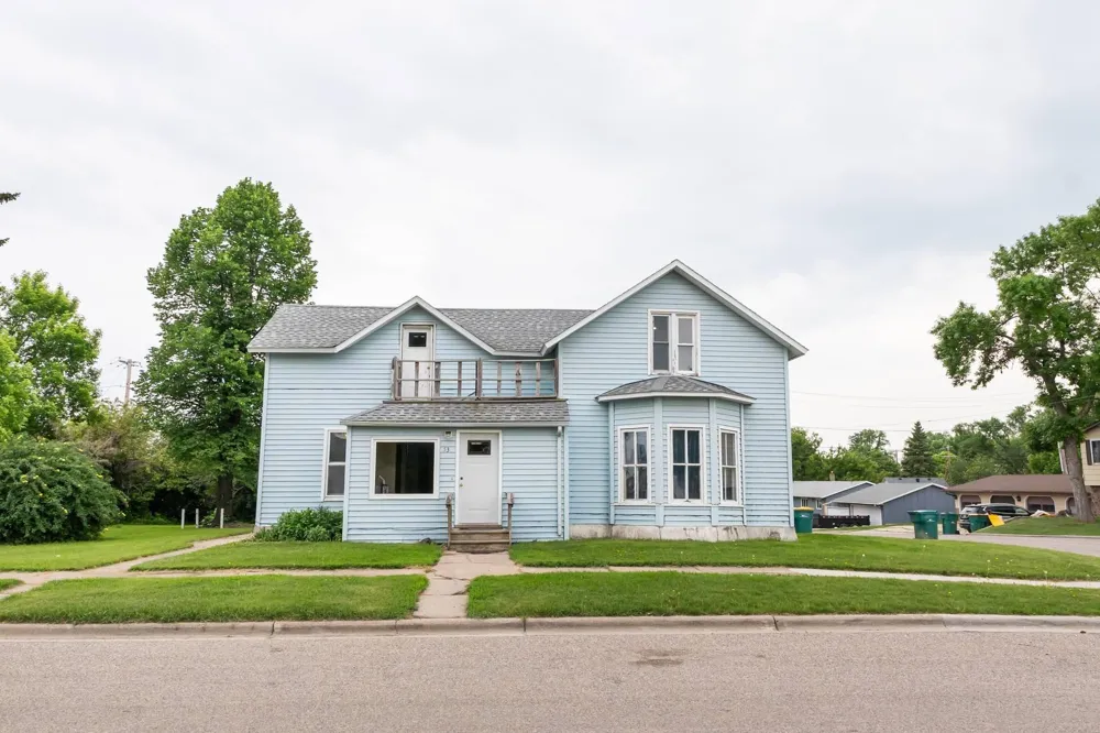 53 1st Avenue NW Mayville, ND 58257