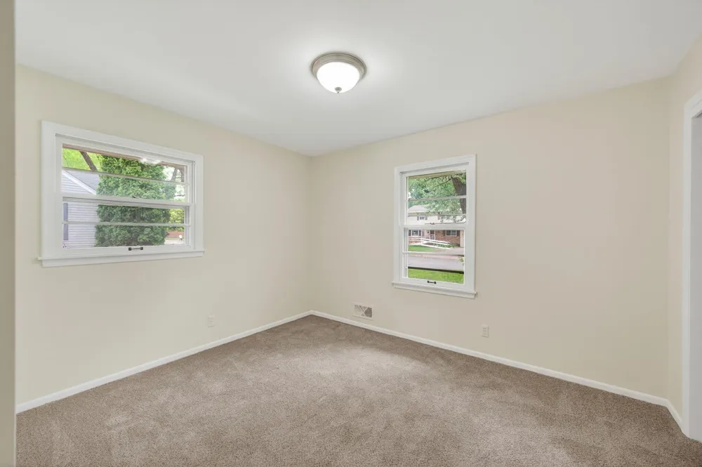 525 79th Avenue NE Spring Lake Park, MN 55432