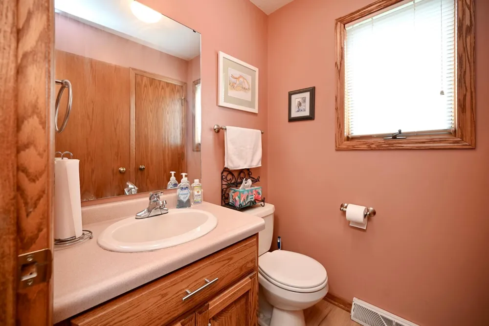 110 Benson Drive Lewiston, MN 55952