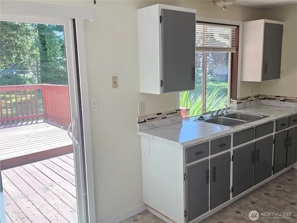 151 S Little John Lane Forks, WA 98331