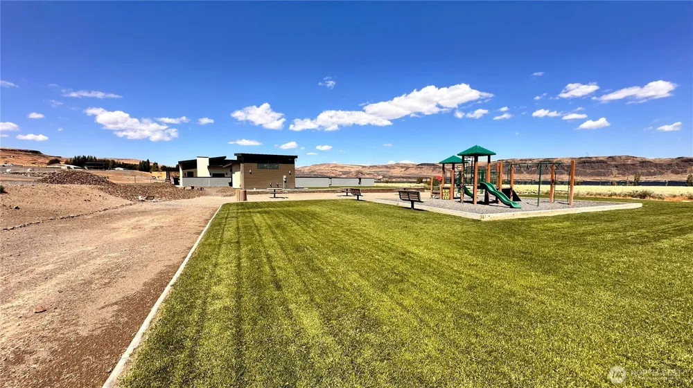 240 Vantage Bay Loop Vantage, WA 98950