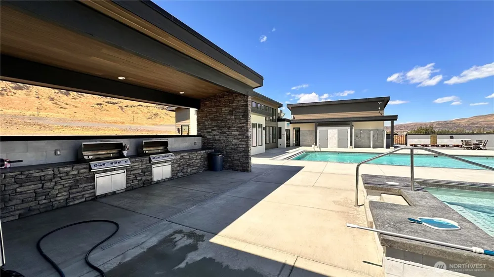 240 Vantage Bay Loop Vantage, WA 98950