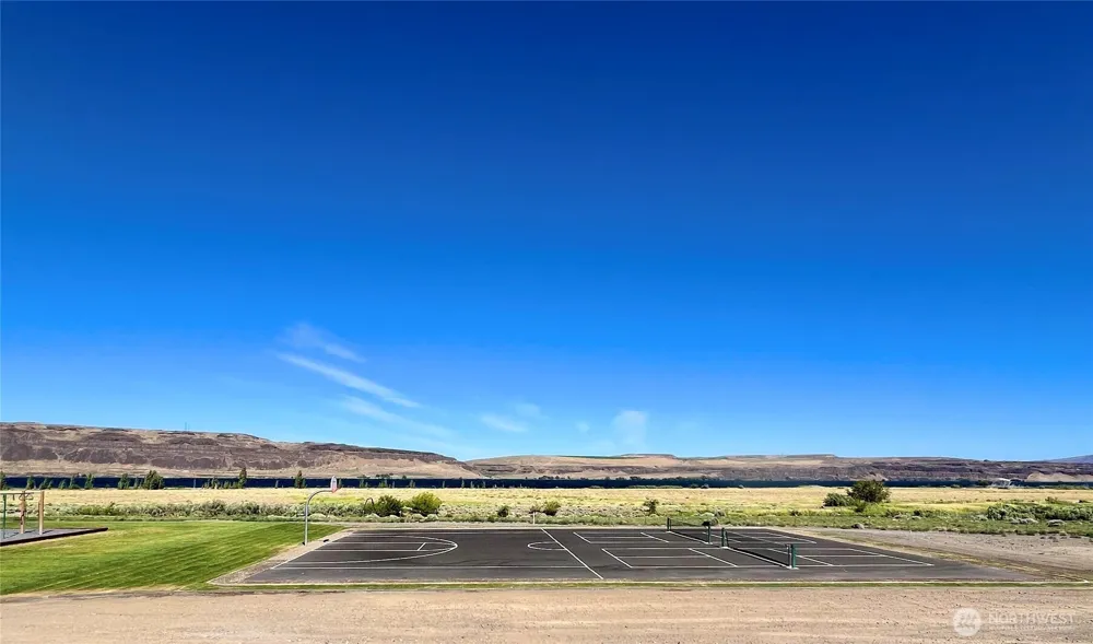 240 Vantage Bay Loop Vantage, WA 98950