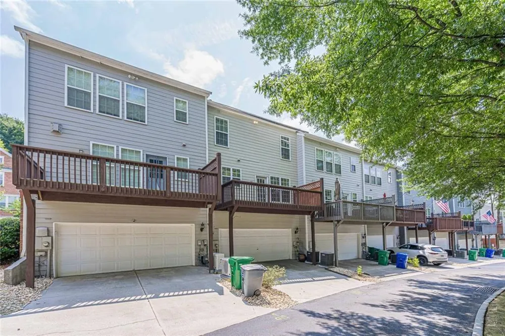 2296 Limehurst Drive Brookhaven, GA 30319