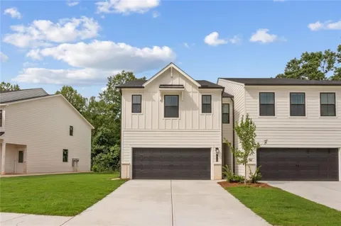 7513 Clover Lane #121