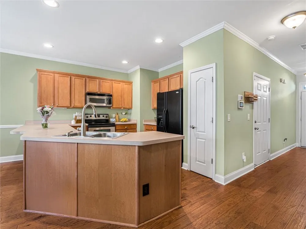 127 Linton Drive Acworth, GA 30102
