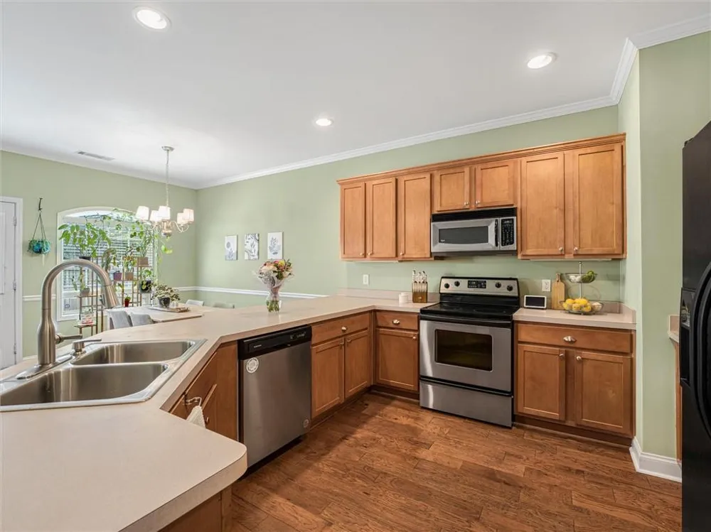 127 Linton Drive Acworth, GA 30102