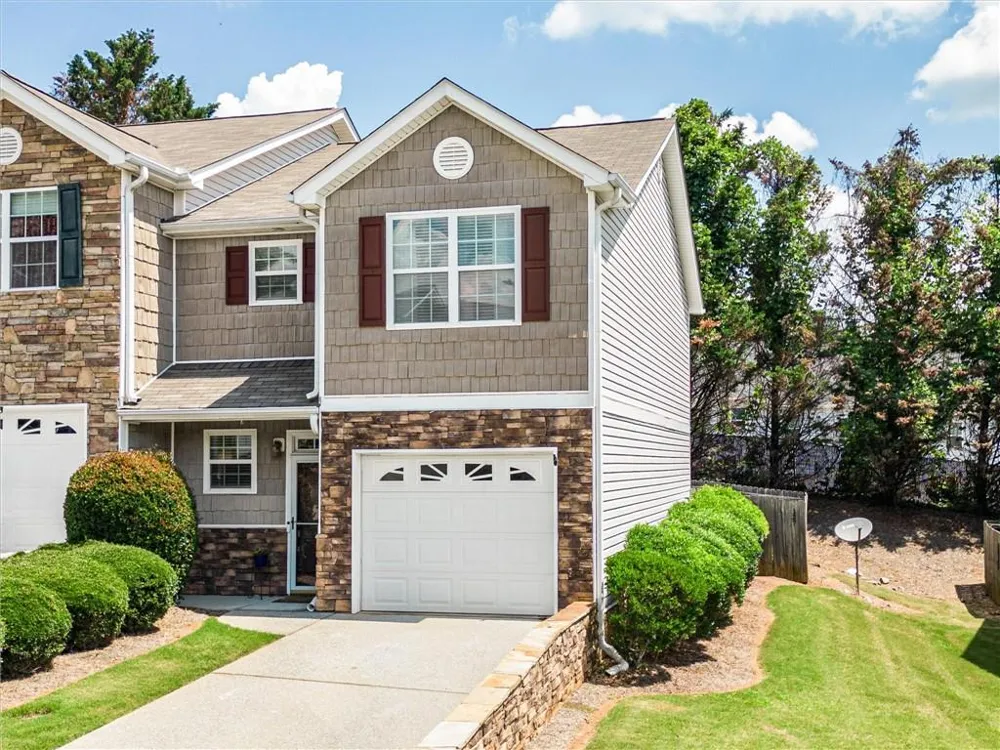 127 Linton Drive Acworth, GA 30102