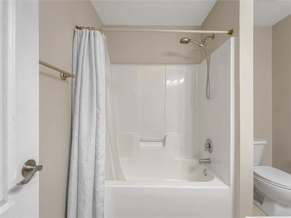 127 Linton Drive Acworth, GA 30102
