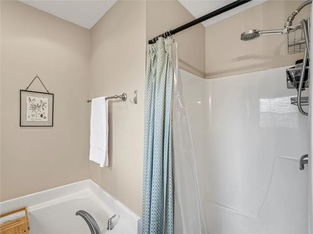 127 Linton Drive Acworth, GA 30102