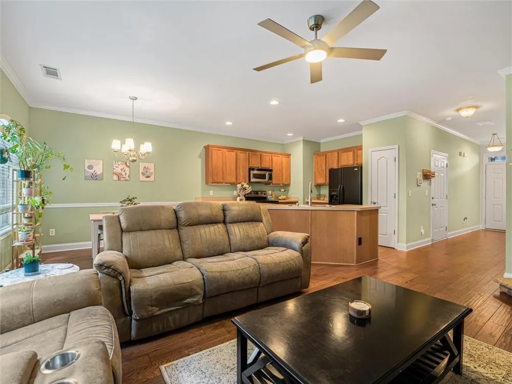 127 Linton Drive Acworth, GA 30102