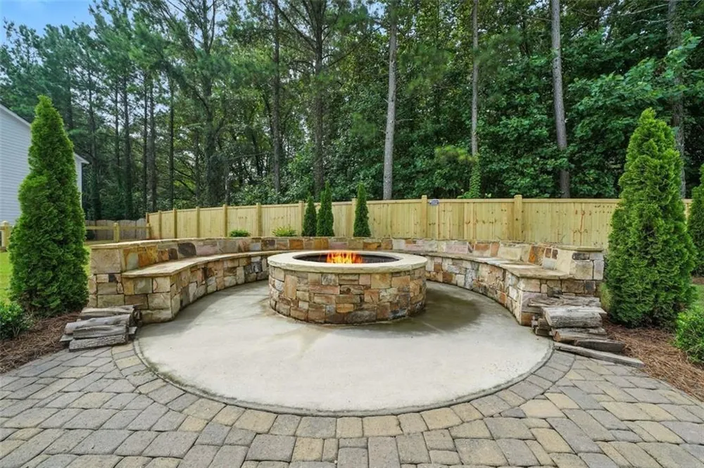 611 Stickley Oak Way Woodstock, GA 30189
