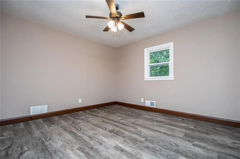 41 Reynolds Street Bremen, GA 30110