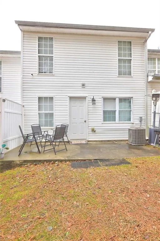 7706 Bernardo Drive Riverdale, GA 30296