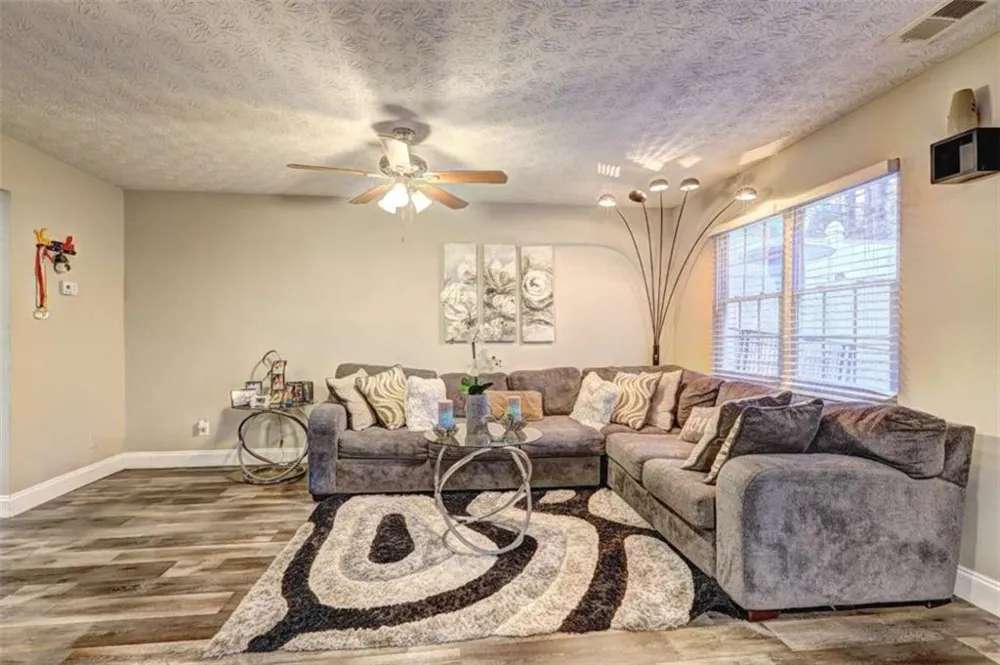 7706 Bernardo Drive Riverdale, GA 30296