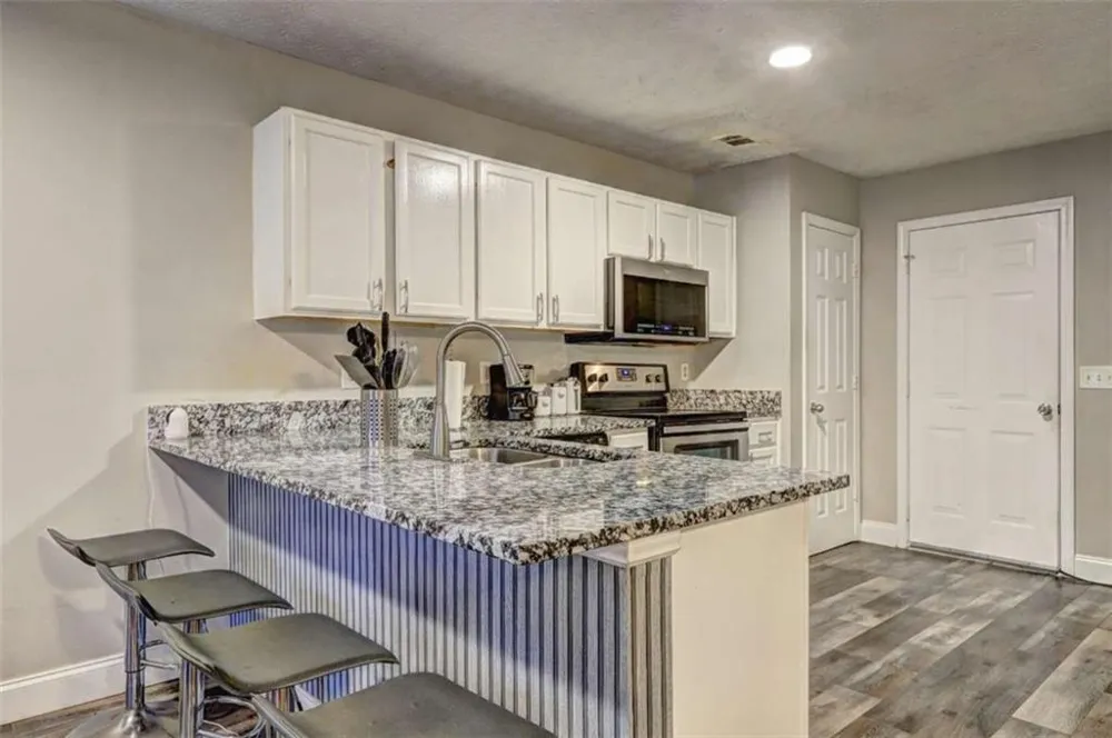 7706 Bernardo Drive Riverdale, GA 30296
