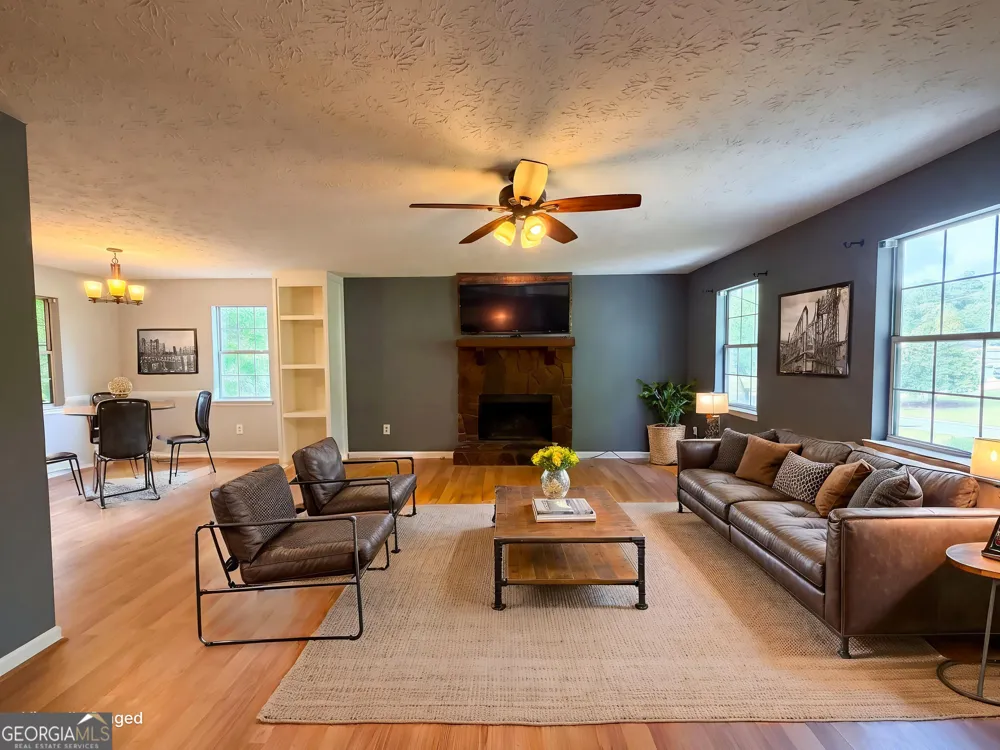 76 Lost Meadows DR Dallas, GA 30157