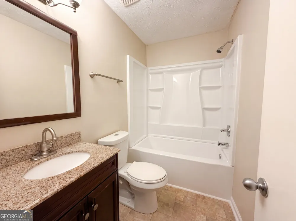 76 Lost Meadows DR Dallas, GA 30157