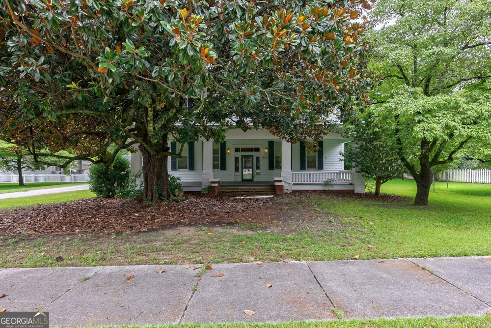99 W Main ST Gibson, GA 30810