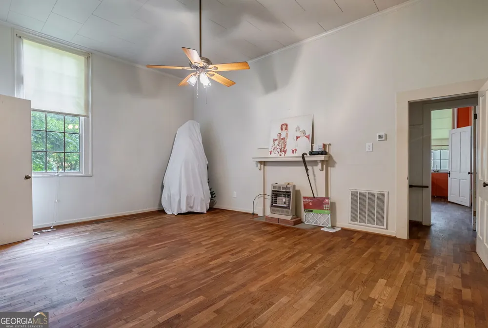 99 W Main ST Gibson, GA 30810