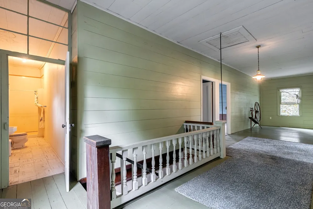 99 W Main ST Gibson, GA 30810
