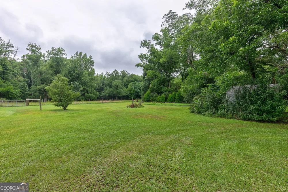 99 W Main ST Gibson, GA 30810