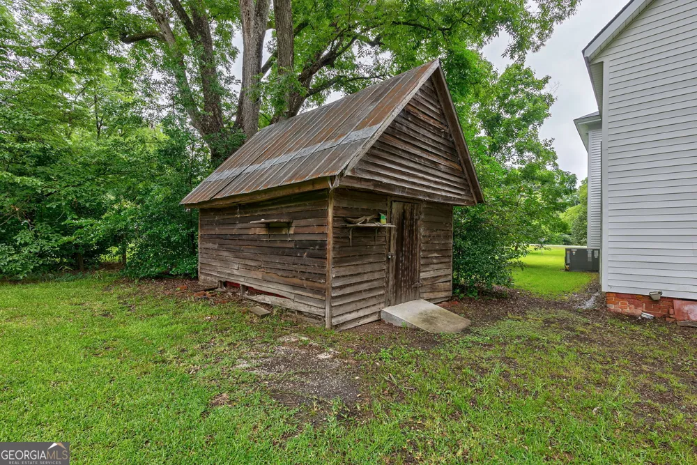 99 W Main ST Gibson, GA 30810