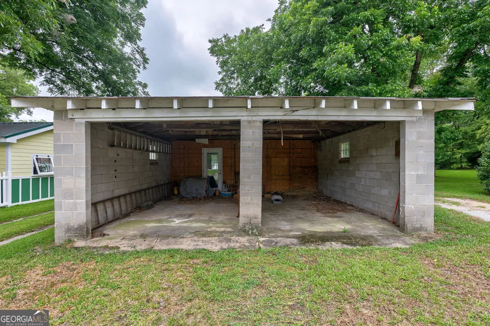 99 W Main ST Gibson, GA 30810