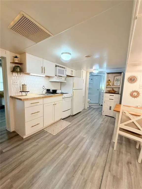 227 Canyon Pass Cleveland, GA 30528