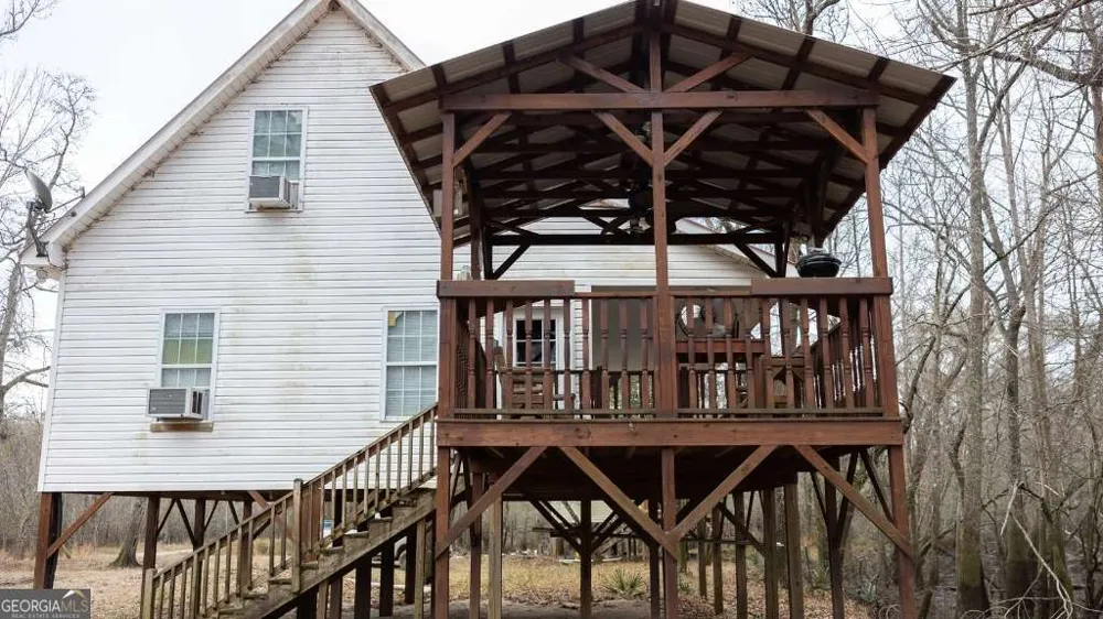 5230 Coleman Bridge SPUR Cobbtown, GA 30420