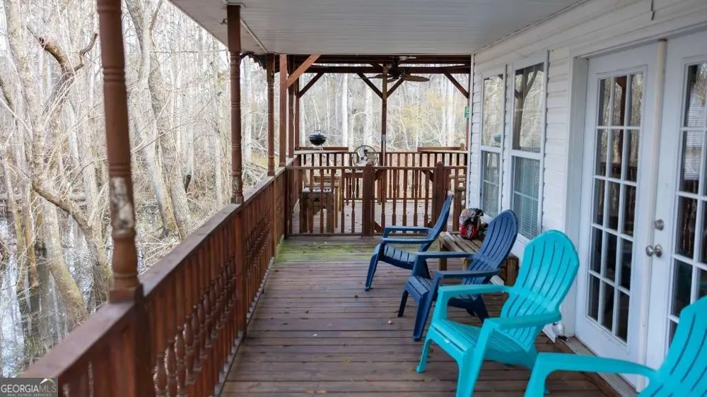 5230 Coleman Bridge SPUR Cobbtown, GA 30420