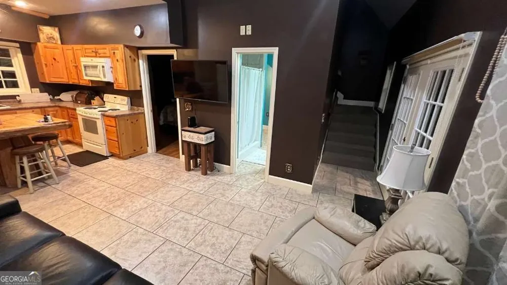 5230 Coleman Bridge SPUR Cobbtown, GA 30420