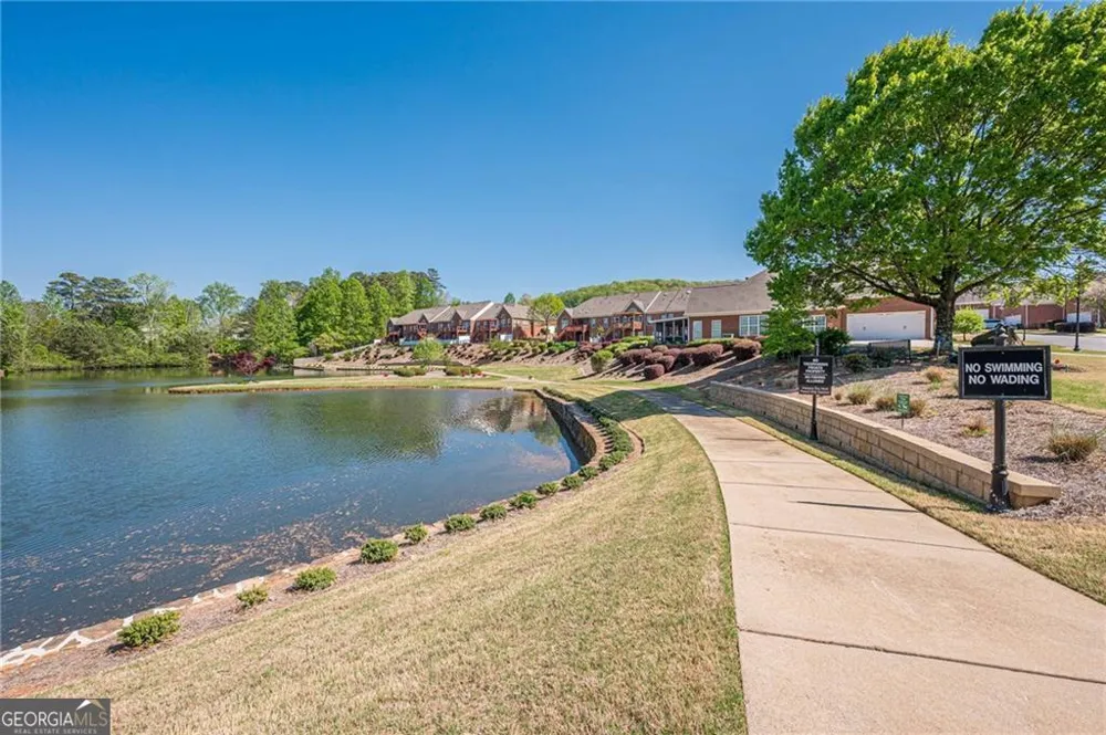300 Lauren LN Woodstock, GA 30188