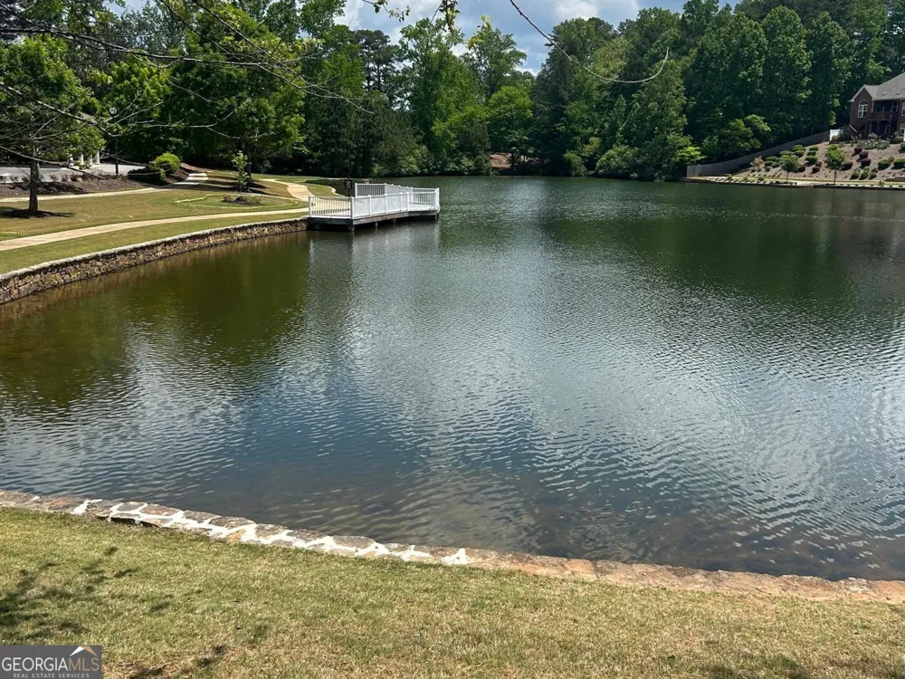 300 Lauren LN Woodstock, GA 30188