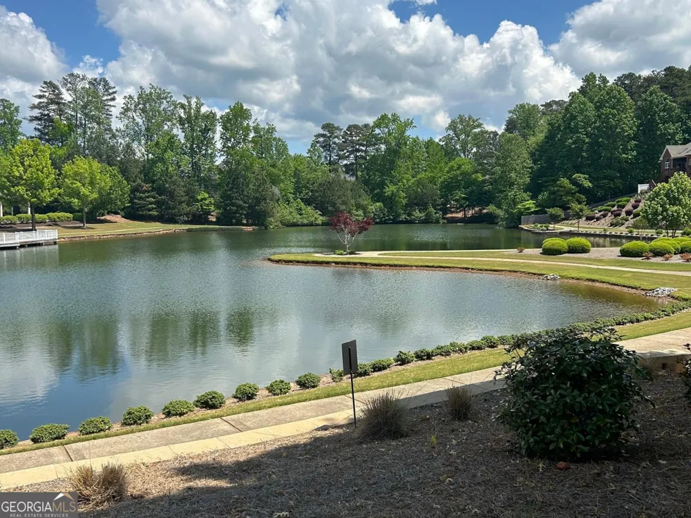 300 Lauren LN Woodstock, GA 30188