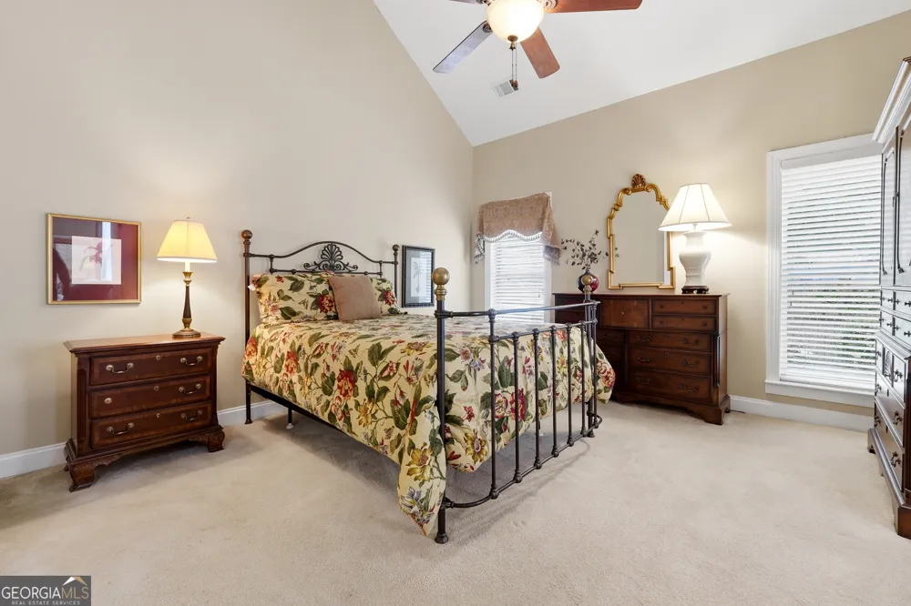 300 Lauren LN Woodstock, GA 30188