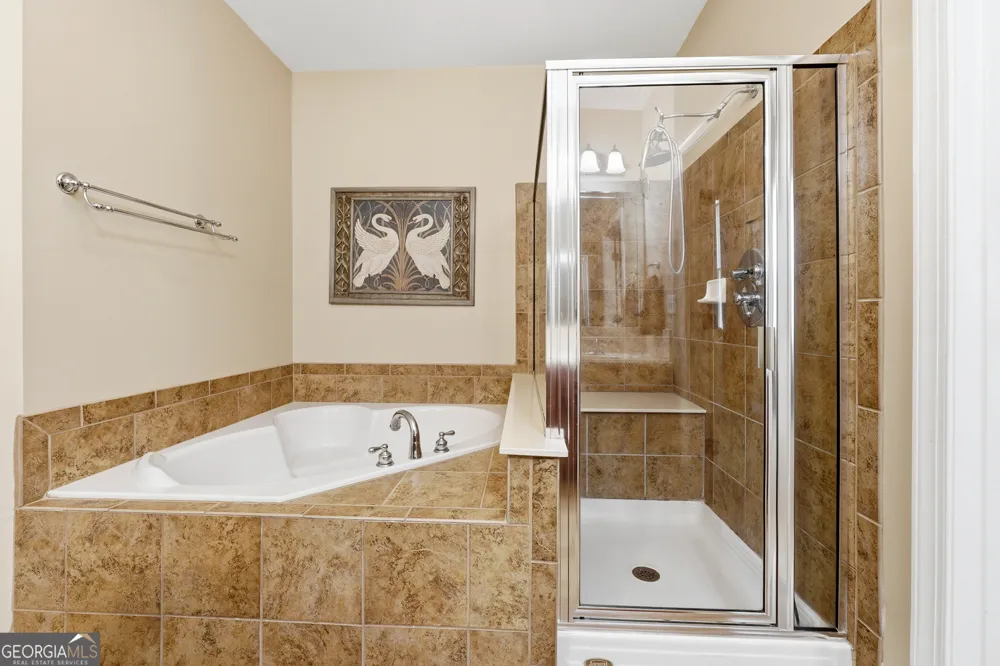 300 Lauren LN Woodstock, GA 30188
