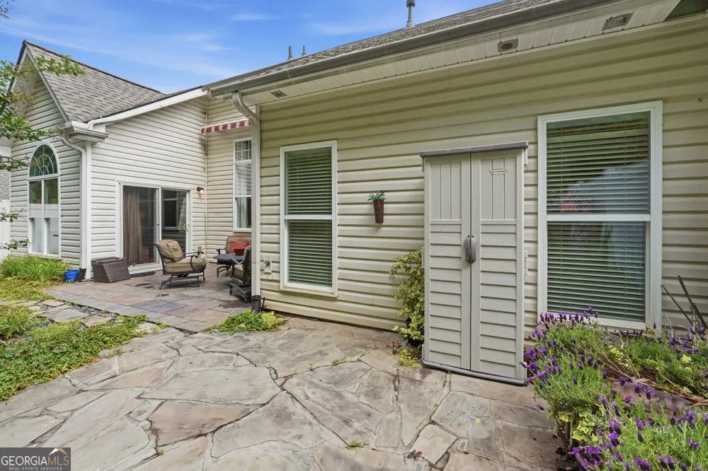 300 Lauren LN Woodstock, GA 30188