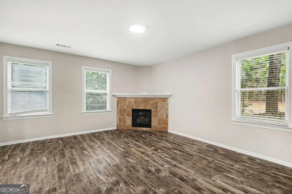 5177 Arran LN Douglasville, GA 30135