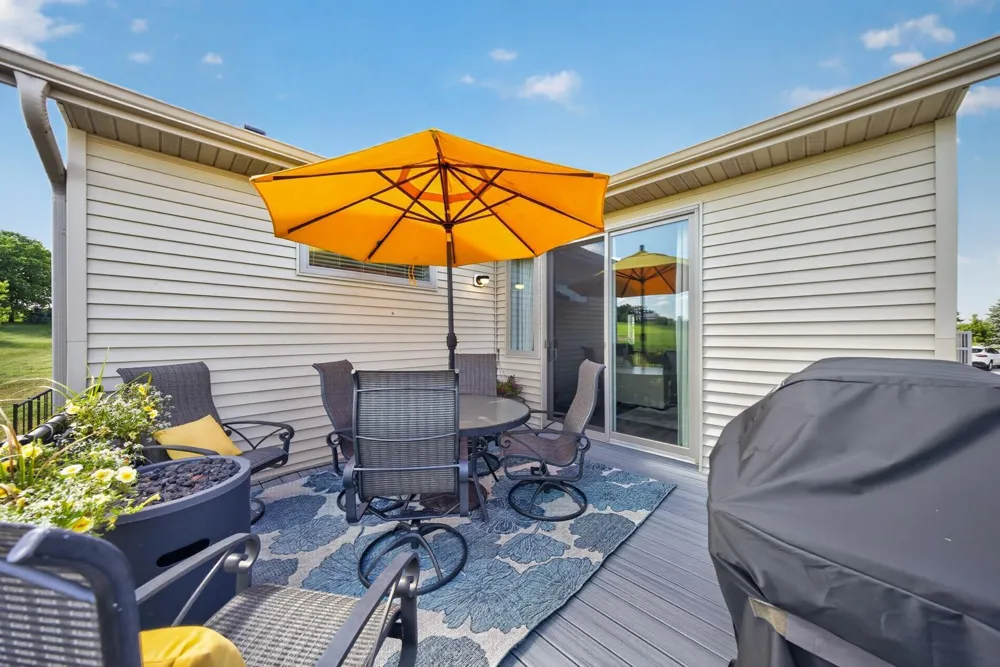 692 Shardlow Place NE Byron, MN 55920