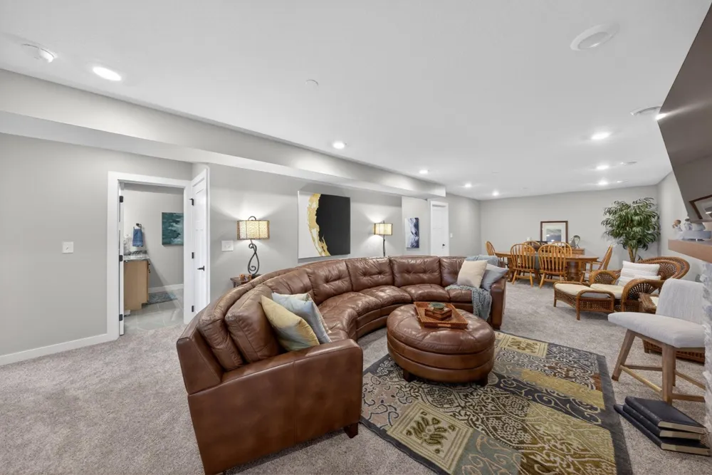 692 Shardlow Place NE Byron, MN 55920