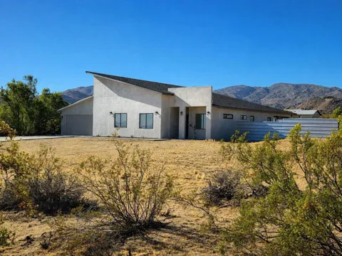 69225 Cottonwood Drive