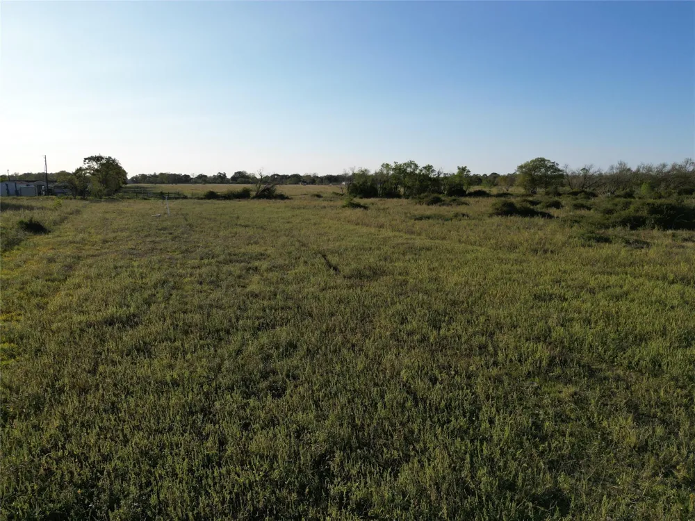 County Rd 220 Angleton, TX 77515