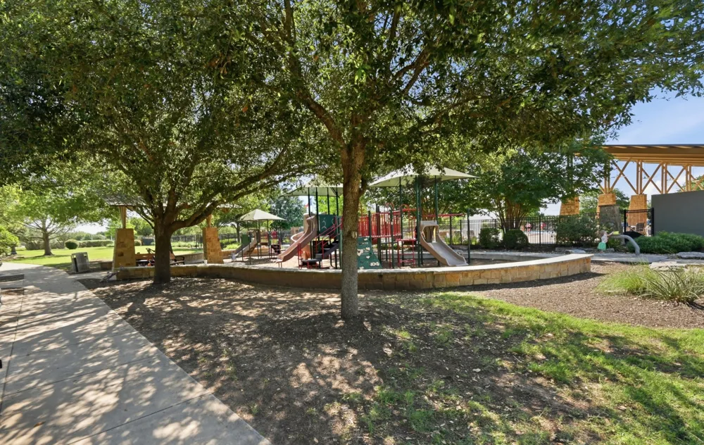 373 LACEY OAK LOOP San Marcos, TX 78666