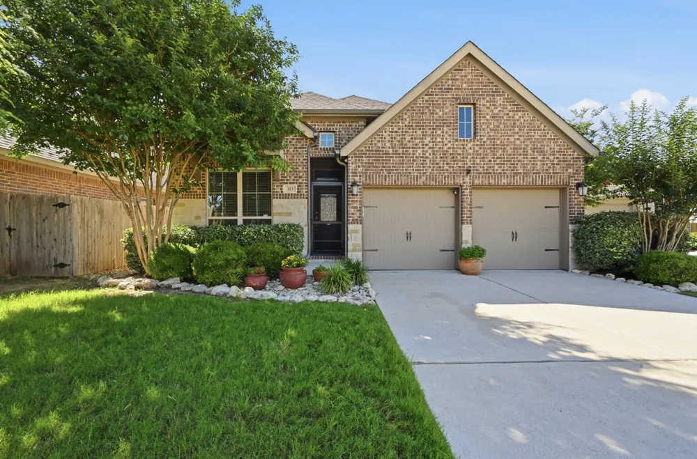 373 LACEY OAK LOOP San Marcos, TX 78666