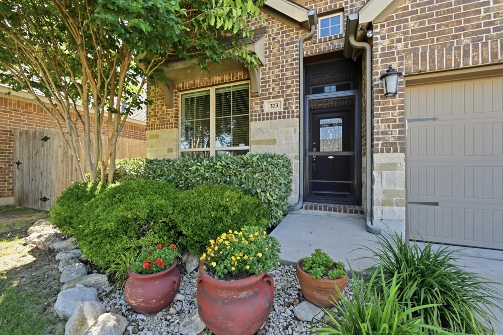 373 LACEY OAK LOOP San Marcos, TX 78666