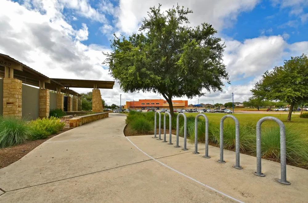 373 LACEY OAK LOOP San Marcos, TX 78666
